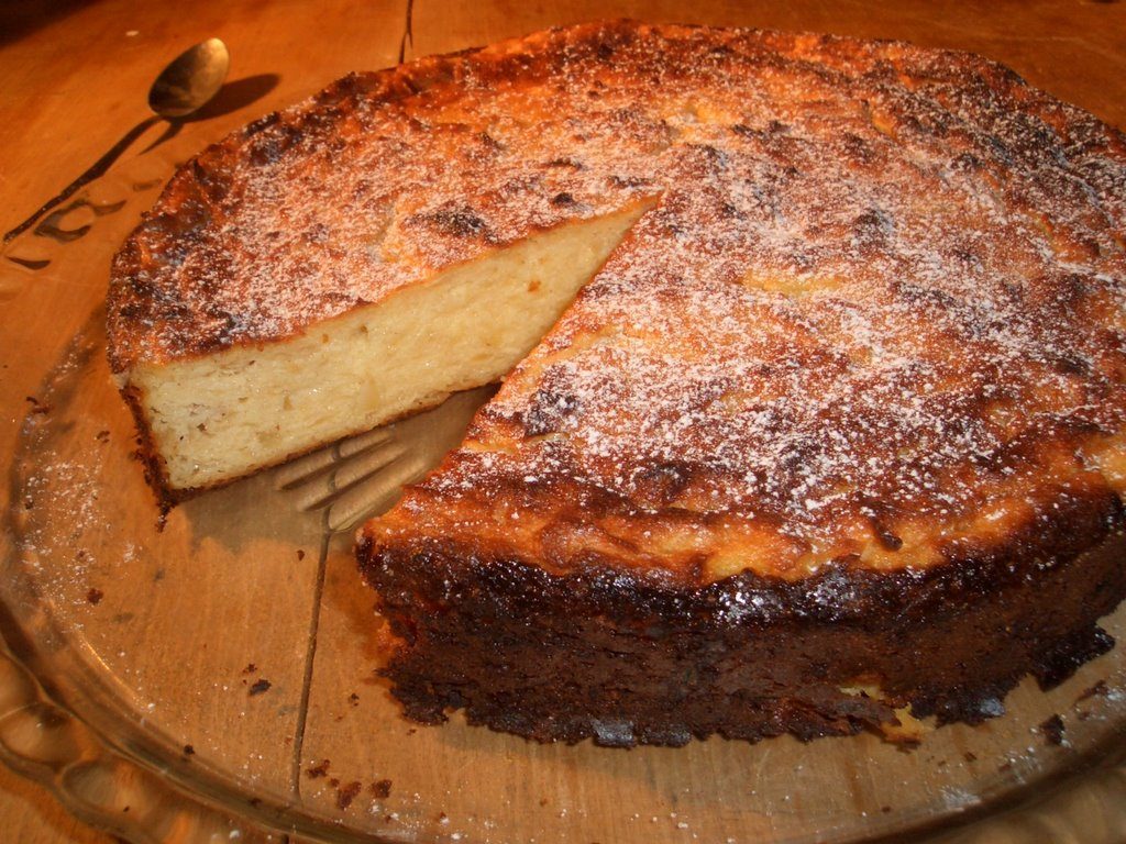 pečený koláč s jablkovo-tvarohovou náplňou