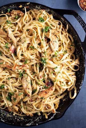 Najlepší recept na carbonara špagety s kurím mäsom.