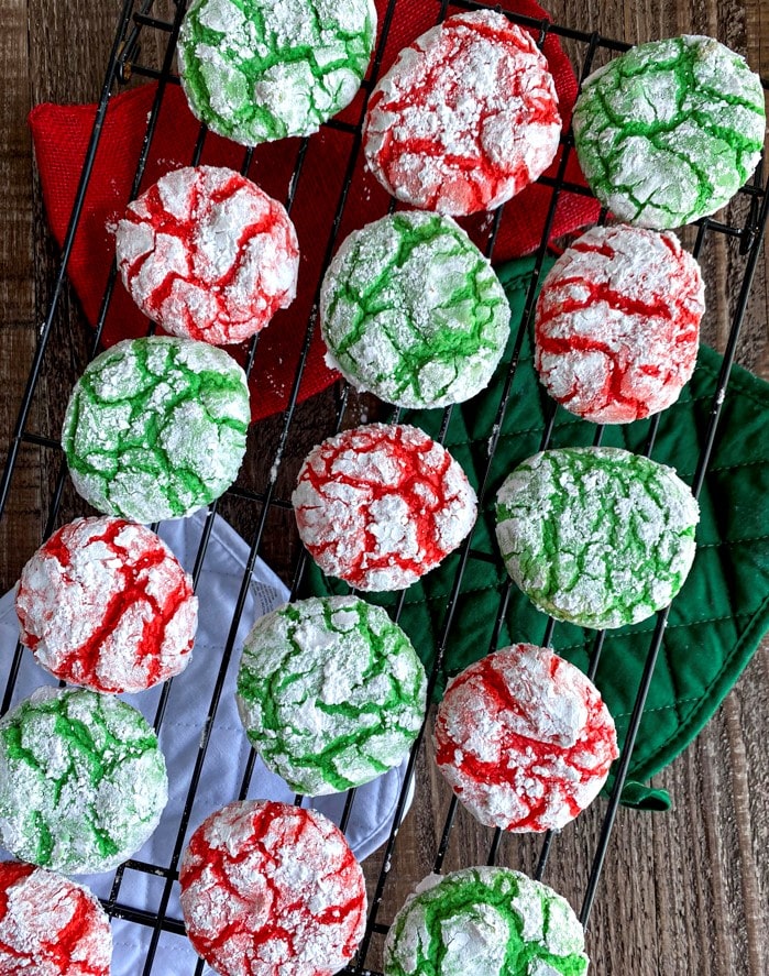 Luxusné vianočné popraskané sušienky pre Krisa Kringla.